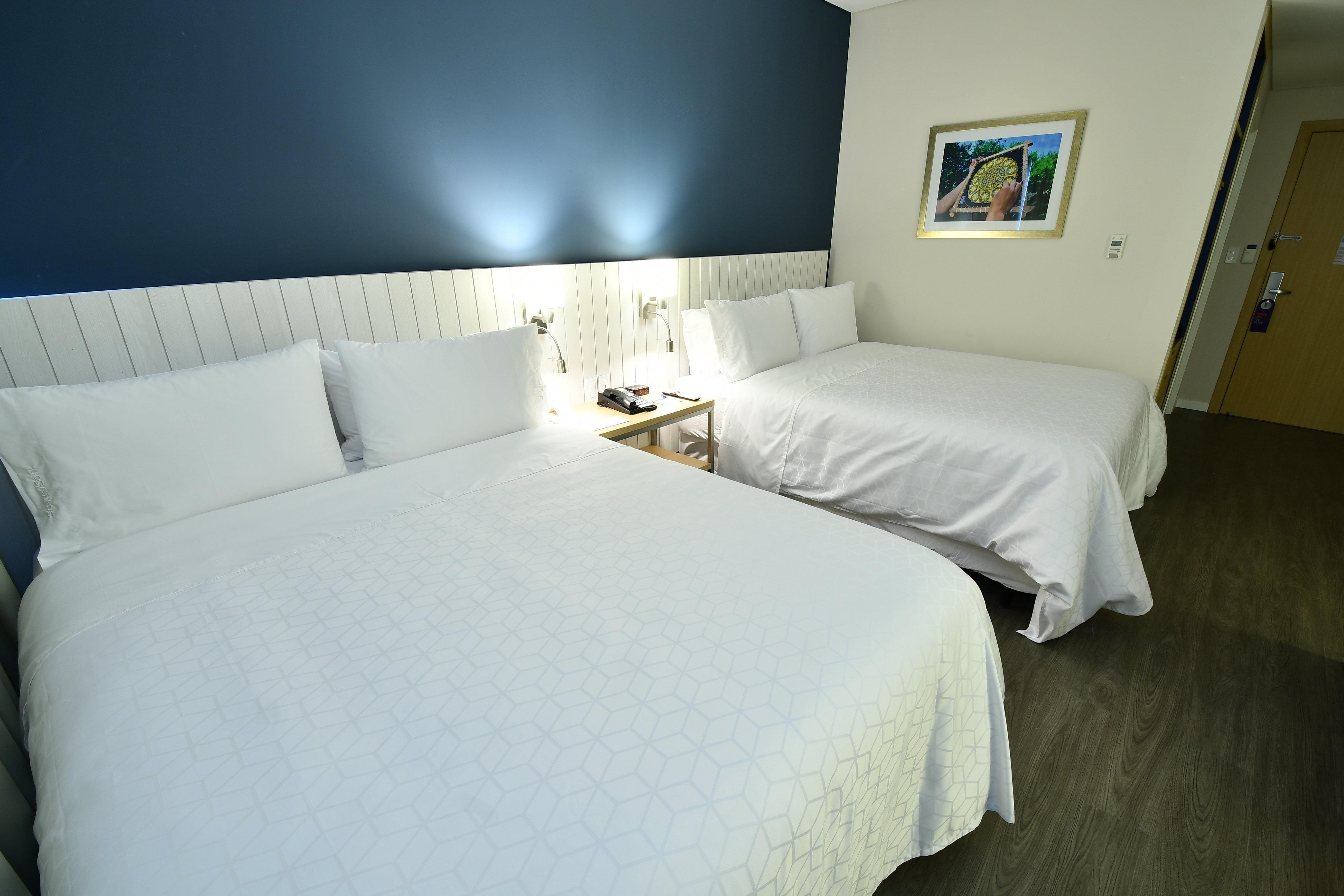 Holiday Inn Express Asuncion Aviadores , An Ihg Hotel Экстерьер фото